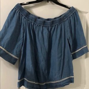 Alya off the shoulder top